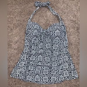 Black and White Patterned Tankini Top!